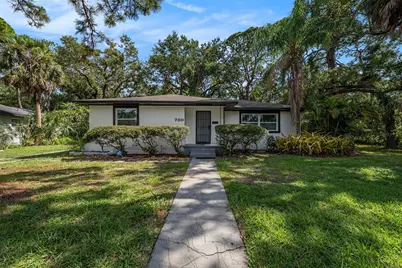 780 28th Avenue S, Saint Petersburg, FL 33705 - Photo 1