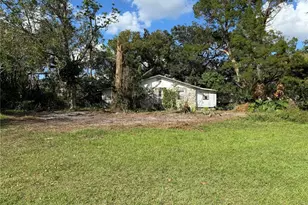 8707 127th Ave, Tampa, FL 33637 - Photo 1