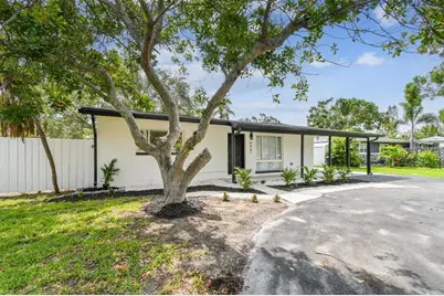 4461 Shore Acres Boulevard NE, Saint Petersburg, FL 33703 - Photo 1