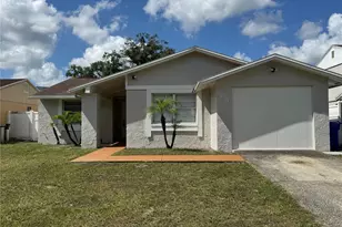 16104 Foxfire Dr, Tampa, FL 33618 - Photo 1