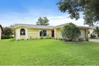 6346 Silver Oaks Drive, Zephyrhills, FL 33542 - Photo 1