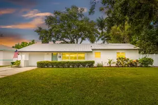 2671 66th Way N, Saint Petersburg, FL 33710 - Photo 1