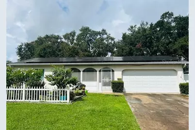 7536 18th Way N, Saint Petersburg, FL 33702 - Photo 1