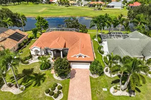 2327 Platinum Dr, Sun City Center, FL 33573 - Photo 1