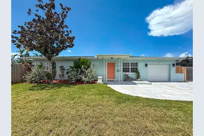 3398 64th Street N, Saint Petersburg, FL 33710 - Photo 1
