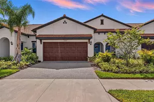 17334 Holly Wl Ave, Wimauma, FL 33598 - Photo 1