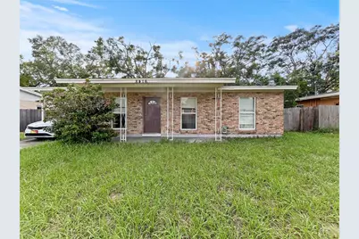 8416 Tupelo Drive, Tampa, FL 33637 - Photo 1