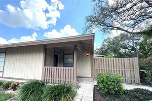 851 Creekway Ct, Brandon, FL 33511 - Photo 1