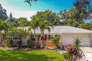 2608 10th Ave SW, Largo, FL 33770 - Photo 1