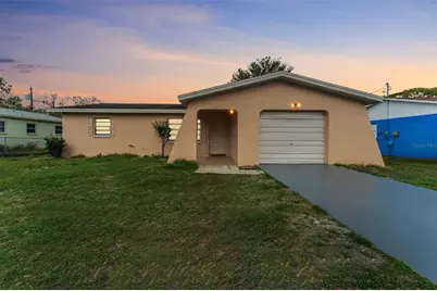 39211 5th Avenue, Zephyrhills, FL 33542 - Photo 1