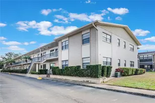 5967 Terrace Park Dr N, Saint Petersburg, FL 33709 - Photo 1