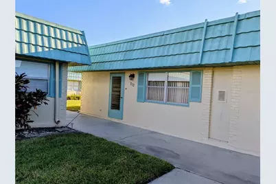 101 Cambridge Trail #212, Sun City Center, FL 33573 - Photo 1