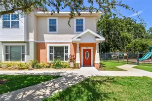 165 Alexander Woods Dr, Plant City, FL 33563 - Photo 1