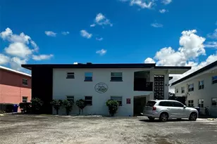 11705 3rd St E, Treasure Island, FL 33706 - Photo 1