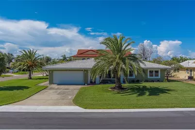 110 21st Street, Belleair Beach, FL 33786 - Photo 1