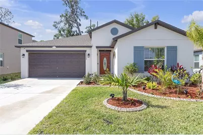 36568 Garden Wall Way, Zephyrhills, FL 33541 - Photo 1