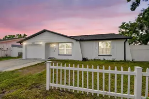 9603 Shalimar Ct, Tampa, FL 33615 - Photo 1