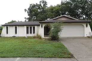 1286 Golden Oak Dr, Tarpon Springs, FL 34689 - Photo 1