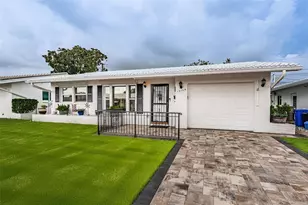 10138 44th Way N, Pinellas Park, FL 33782 - Photo 1
