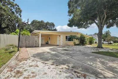 15381 Bedford Circle W, Clearwater, FL 33764 - Photo 1