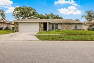 5 Valencia Cir, Safety Harbor, FL 34695 - Photo 1