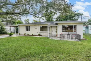 10208 N Oakleaf Ave, Tampa, FL 33612 - Photo 1