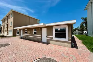 148 174th Terrace Dr E, Redington Shores, FL 33708 - Photo 1