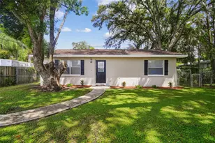 1804 Sammonds Rd, Plant City, FL 33563 - Photo 1