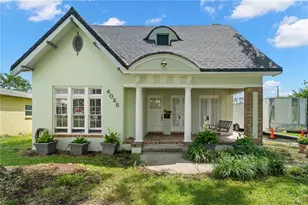 4025 Harrisburg St NE, Saint Petersburg, FL 33703 - Photo 1