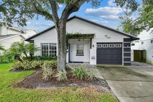 3122 W Hartnett Ave, Tampa, FL 33611 - Photo 1