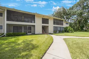 6012 Laketree Ln, Temple Terrace, FL 33617 - Photo 1