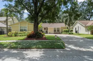 15912 Hampton Village Dr, Tampa, FL 33618 - Photo 1