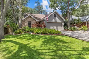 508 Cascade Cir, Palm Harbor, FL 34684 - Photo 1