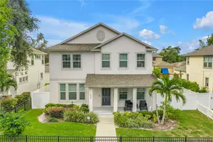 4908 Dartmouth Ave N, Saint Petersburg, FL 33710 - Photo 1