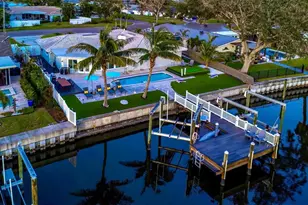 3854 42nd Ave S, Saint Petersburg, FL 33711 - Photo 1