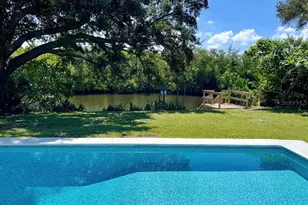 8385 81st St, Seminole, FL 33777 - Photo 1