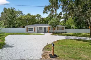 1810 Alcorn Rd, Valrico, FL 33596 - Photo 1