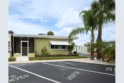 250 Rosery Road NW #337A, Largo, FL 33770 - Photo 1