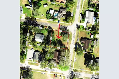 306 N Moon Avenue, Brandon, FL 33510 - Photo 1