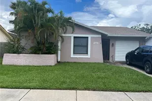 2010 Santiago Way S, Clearwater, FL 33763 - Photo 1