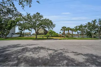 56 Sandpiper Road, Tampa, FL 33609 - Photo 1
