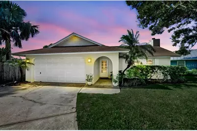 8840 Magnolia Place, Seminole, FL 33777 - Photo 1