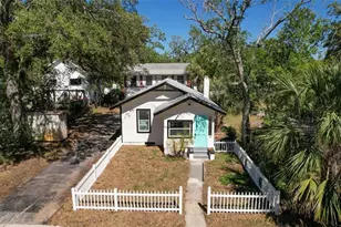 2128 13th St S, Saint Petersburg, FL 33705 - Photo 1