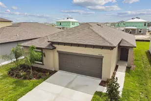 32016 Hawthorne Cottage Pl, San Antonio, FL 33576 - Photo 1