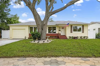 4751 Burlington Avenue N, Saint Petersburg, FL 33713 - Photo 1