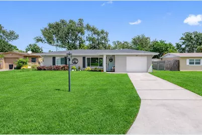 237 Mineola Drive E, Belleair Bluffs, FL 33770 - Photo 1