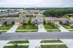 3633 Umbrella Ct, Tavares, FL 32778 - Photo 1