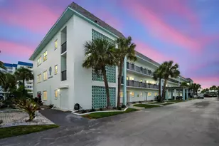 8 Glencoe Pl, Dunedin, FL 34698 - Photo 1