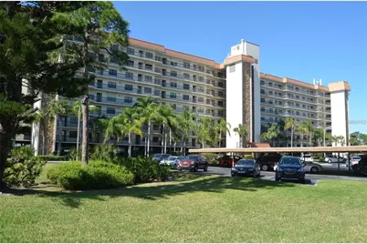 5400 Park Street N #8, Saint Petersburg, FL 33709 - Photo 1