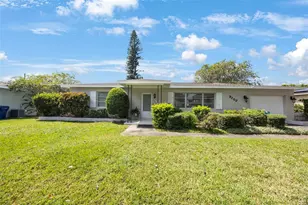 5102 Lake Charles Dr N, Kenneth City, FL 33709 - Photo 1